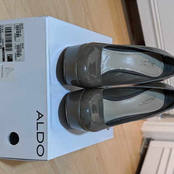 ALDO Taupe Glossy Patent Platform Pump Capecoral - Picture 3 of 4